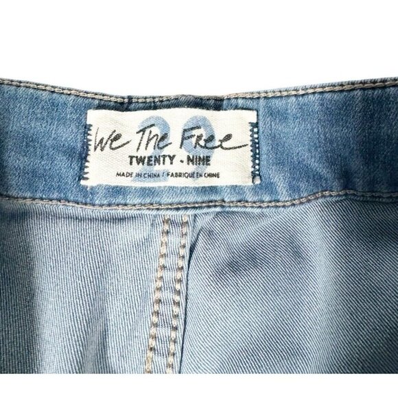 We The Free People Women's Sz 29 Just Float On Flare Bell Bottom Raw Hem Jeans - Picture 4 of 9